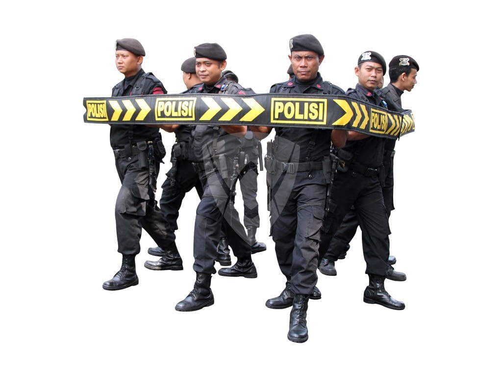 POLICE LINE